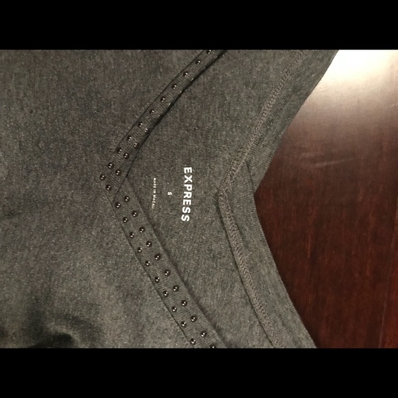 Express top - Picture 2 of 2